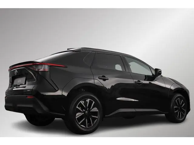 Toyota bZ4X Dynamic AWD 73 kWh, Apple Carplay/Android Auto, Inruilpremie €1.500!