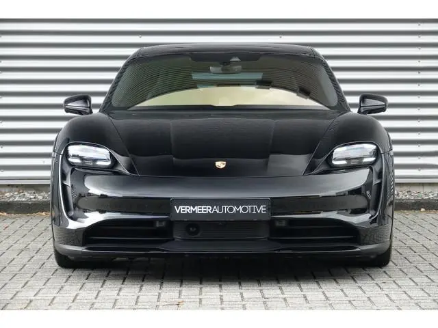 Porsche Taycan Cross Turismo 4S 93 kWh Chrono | Panodak | Dual Display | HUD | Luchtvering | Bose |...