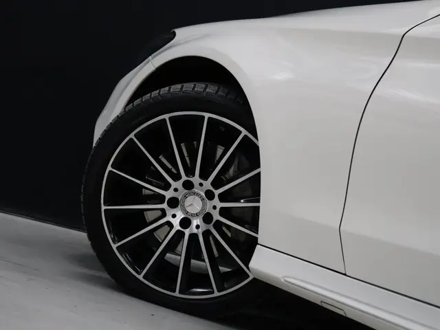 Mercedes-Benz C-klasse Coupé 200 Prestige AMG Line [SCHUIFKANTELDAK, BURMESTER, SFEERVERLICHTING, EL...