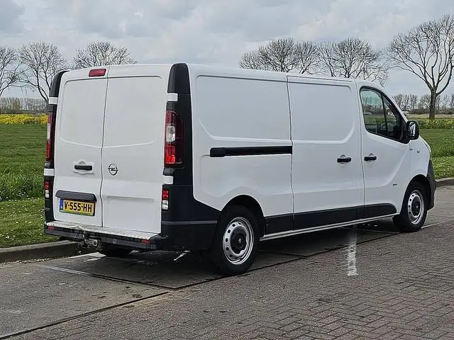 OPEL VIVARO 1.6 l2h1 navi nap euro6!