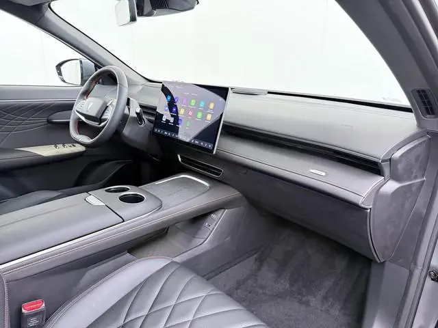 Changan Deepal S07