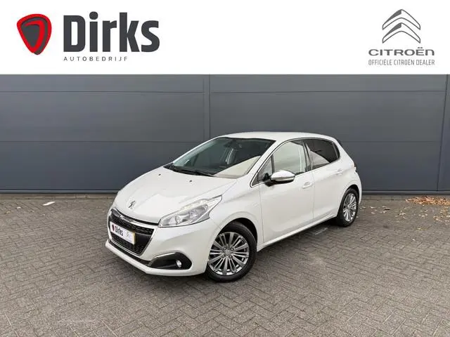 Peugeot 208 110pk Allure (Automatische Airco - Navigatie - Apple Carplay - Parkersensoren - Lichtmet...