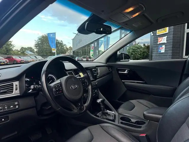 Kia Niro 1.6 Hybrid DynamicLine, Airco, CarPlay, Camera, Cruise, Trekhaak, Navi, Lane, NAP