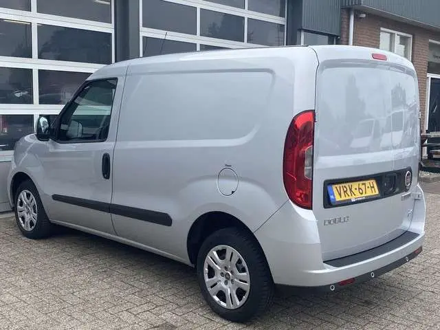 Fiat Doblò Cargo 1.3 MJ L1H1 SX Marge Btw en Bpm vrij Airco Cruise controle Navigatie Tussenschot Parkeerhulp achter 1e eigenaar Ex overheid Euro 5 Marge 20x op voorraad