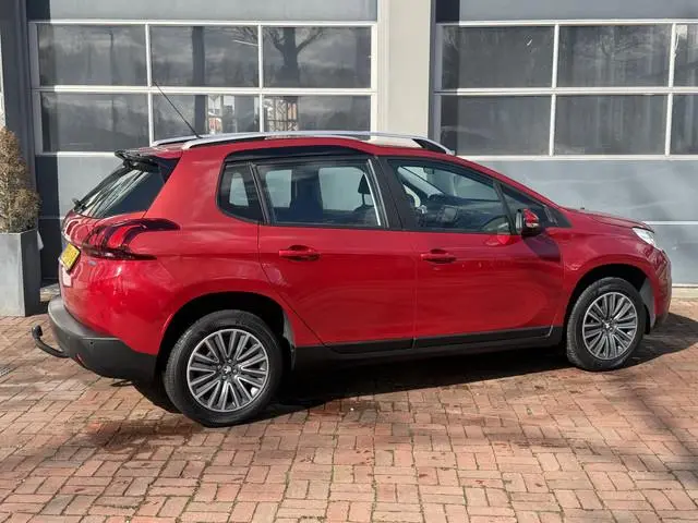 Peugeot 2008 1.2 PureTech Blue Lion | Org.NL | Navi | Trekhaak |  01-2017 21.262 KM