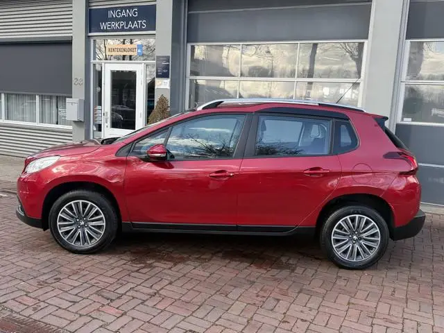Peugeot 2008 1.2 PureTech Blue Lion | Org.NL | Navi | Trekhaak |  01-2017 21.262 KM