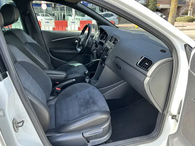 Volkswagen Polo 1.4 TSI BlueGT 5-drs Airco/ECC Leder