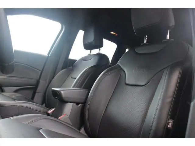 Jeep Compass 4xe 240PK Plug-in Hybrid ELECTRIC S | AFNEEMBARE TREKHAAK | PANORAMA SCHUIF/KANTEL DAK...