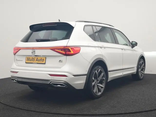 SEAT Tarraco 1.4 TSI e-Hybrid PHEV FR Business Intense 245pk Dealer O.H | Trekhaak Af Fabriek | Pano...
