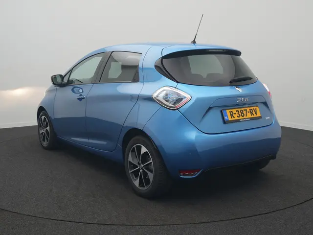 Renault ZOE R90 Intens 41 kWh (ex Accu) - RIJKLAARPRIJS - All Seasonbanden - Achteruitrijcamera - Accuhuur per maand - Cruise Control - Dealeronderhouden