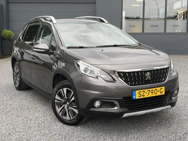 Peugeot 2008 1.2 PureTech Allure 1e Eigenaar,Trekhaak,Carplay,Navi,Camera,Halfleder,110pk,Pdc,Lm vel...