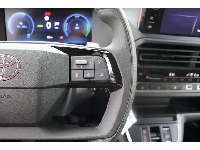 Toyota pro-ace