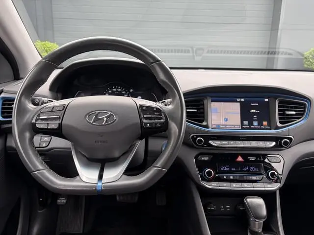 Hyundai IONIQ 1.6 GDi Comfort ✓Carplay✓Camera✓Navi✓Keyless✓Trekhaak✓141pk✓Rijstrooksensor✓Clima✓Crui...