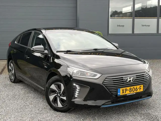 Hyundai IONIQ 1.6 GDi Comfort ✓Carplay✓Camera✓Navi✓Keyless✓Trekhaak✓141pk✓Rijstrooksensor✓Clima✓Crui...