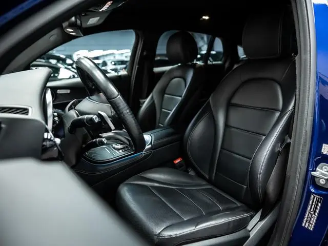 Mercedes-Benz GLC-klasse Coupé 250 4MATIC Sport Edition Premium Stoelverwarming | Groot Navi | AMG L...