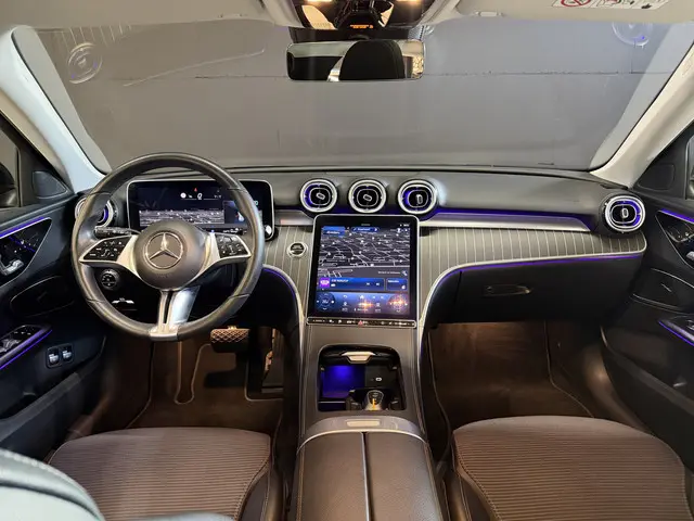 Mercedes-Benz C-klasse Estate 300 e Luxury Line | Panoramadak | Sfeerverlichting | Elektr. trekhaak...