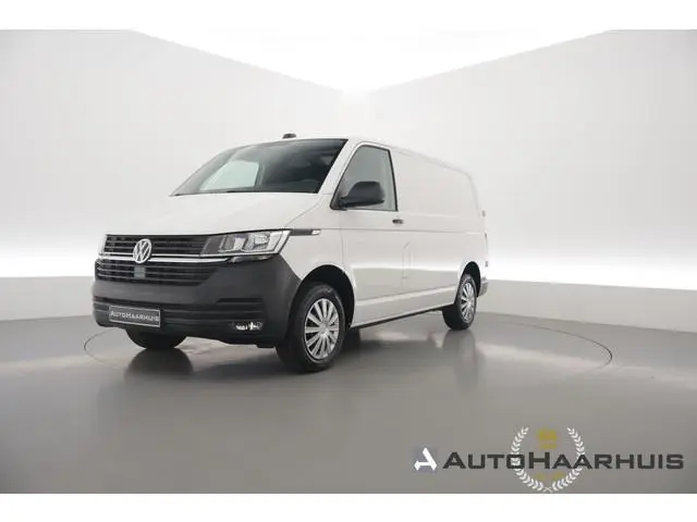 Volkswagen Transporter 2.0 TDI - 150pk | 4Motion | 4WD | Cruise | Apple Carplay | Trekhaak | L1 | 9....