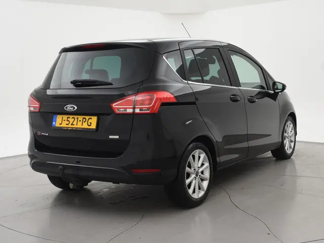 Ford B-Max 1.0 E.B. TITANIUM + TREKHAAK | COMFORTSTOELEN | PANO | STOELVERW. | KEYLESS | NAVIGATIE
