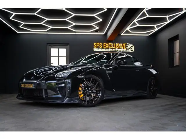 Nissan GT-R 3.8 V6 Prestige / Downpipes / Recaro / Bose / 