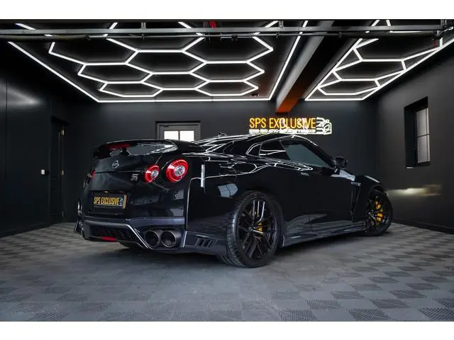Nissan GT-R 3.8 V6 Prestige / Downpipes / Recaro / Bose / 