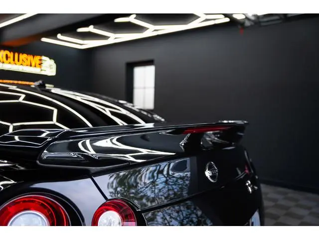 Nissan GT-R