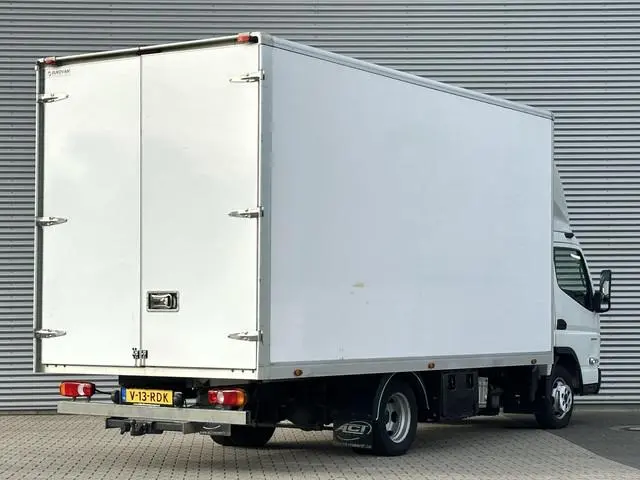FUSO Canter