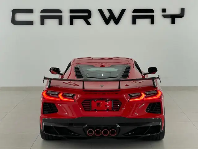 Corvette C8