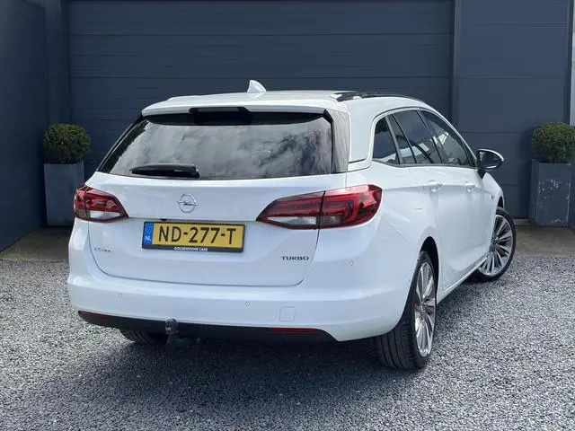 Opel Astra Sports Tourer 1.4 Innovation 2e Eigenaar,Navi,Camera,Trekhaak,150pk,Keyless,N.A.P,6 Bak,P...