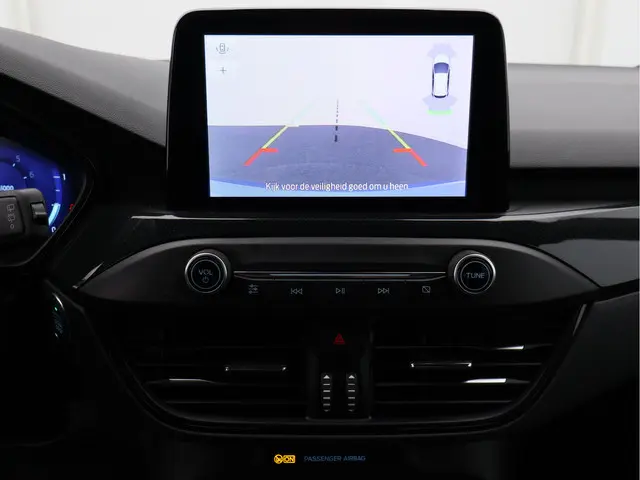 Ford Focus 1.0 EcoBoost Hybrid ST Line X Business/ zeer mooi!