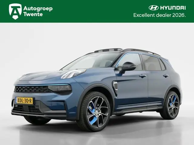 Lynk & Co 01