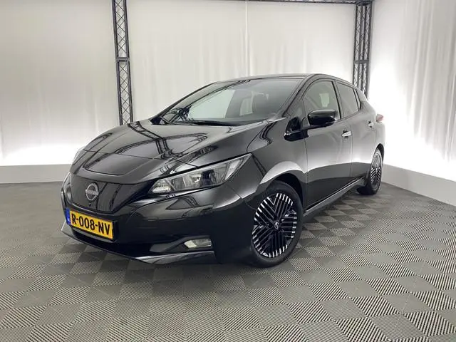 Nissan LEAF N-Connecta 40 kWh 94,3% SOH | CarPlay | Navi | Dodehoek Det. | 360'' Camera | ACC | PDC...