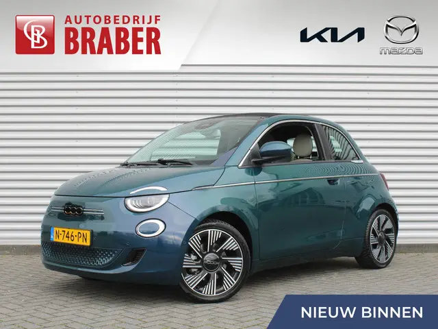 Fiat 500 C La Prima 42 kWh | Schuifdak | Stoelverwarming | Camera |  Dodehoek detectie | LED | Cruis...