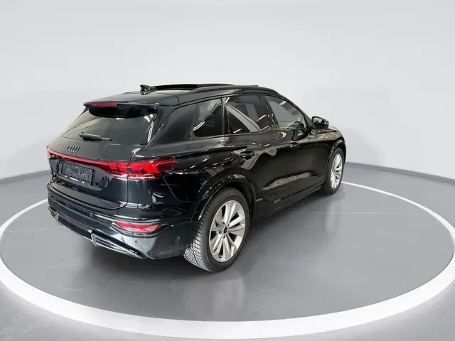 Audi Q6 e-tron 100kWh 306pk S Edition Performance · 360 Camera · Panoramadak · Luchtvering · B&O Aud...