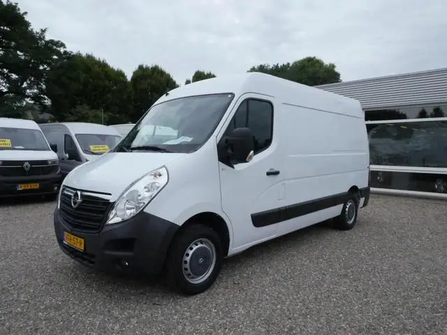 Opel Movano