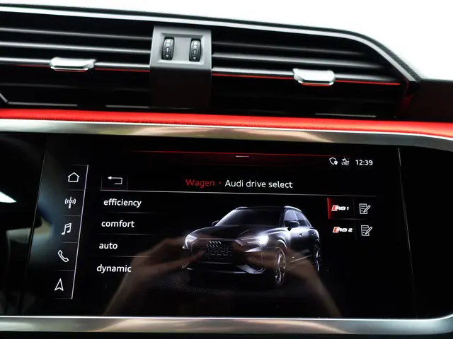 Audi RSQ3