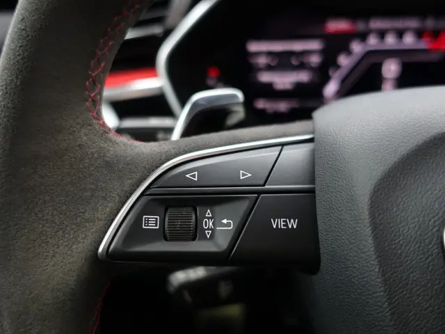 Audi RSQ3