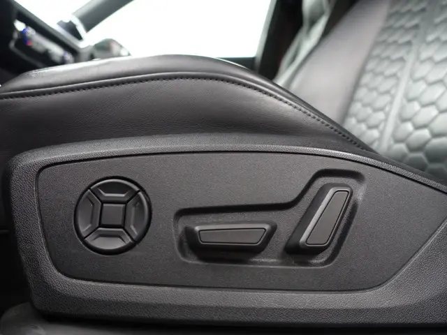 Audi RSQ3
