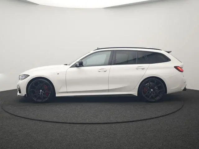BMW 3-serie Touring 320i M Sport Perfomance Parts 184pk | Panodak | Adaptive Cruise | Laser LED | Sp...