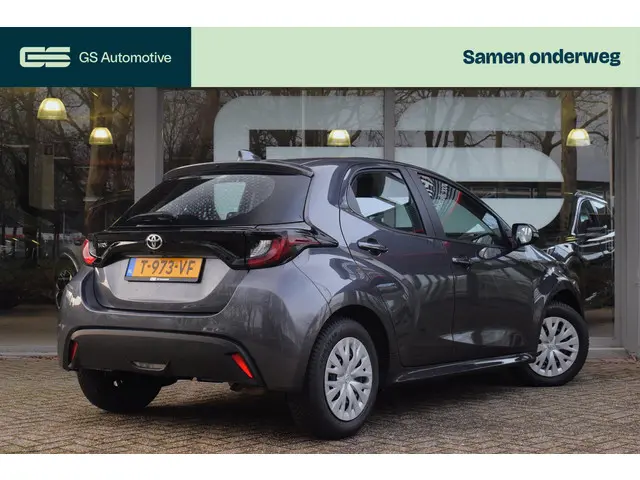 Toyota Yaris 1.5 VVT-i Active TELEFOON|CRUISE|CAMERA|CARPLAY