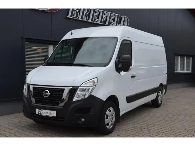 Nissan Interstar