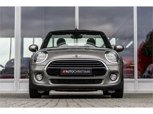 MINI Cabrio 1.5 Cooper Business | Automaat | NL Auto | Park. sens. V + A