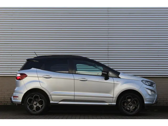 Ford EcoSport 1.0 EcoBoost ST-Line Black | Trekhaak | Navigatie | All Season
