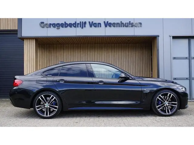 BMW 4-serie Gran Coupé 418i 136PK M-Sport Shadow Line Schuif/kanteldak HUD H&K 360-View Trekhaak Led...