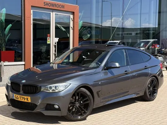 BMW 3-serie Gran Turismo 320i M-Sport | Pano | Leder | El. Kofferbak | 19 inch |