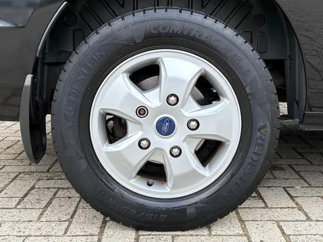 Ford Transit Custom 2.0 TDCI 131PK L2 Automaat / Dubbelcabine / 2x Schuifdeur / Camera / Cruise / Na...