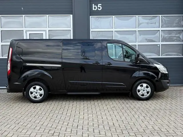Ford Transit Custom 2.0 TDCI 131PK L2 Automaat / Dubbelcabine / 2x Schuifdeur / Camera / Cruise / Na...