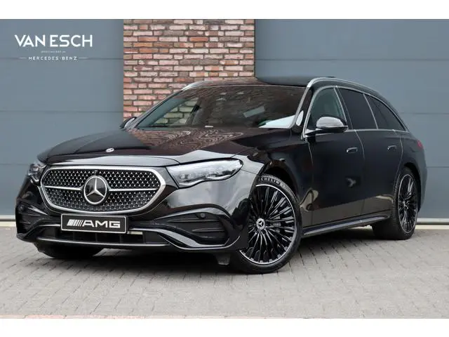 Mercedes-Benz E-klasse Estate 300 de 4MATIC AMG Line | Luchtvering | Hyperscreen | Distronic+ | HUD...
