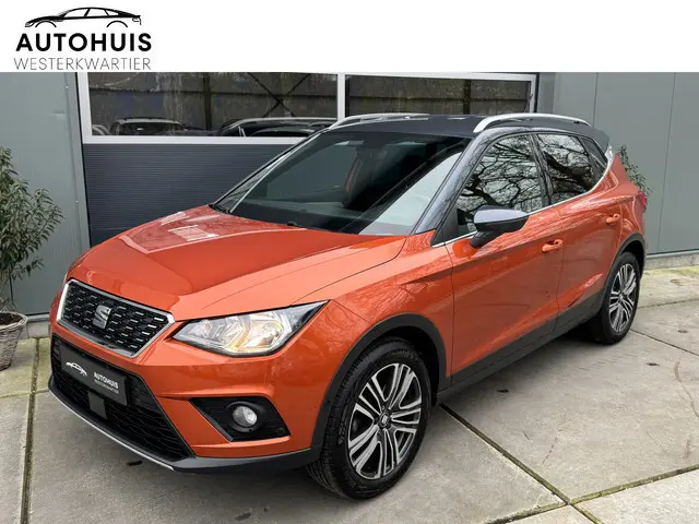 SEAT Arona 1.0 TSI 115pk H6 Xcellence Business Intense Climate Control Camera Navigatie