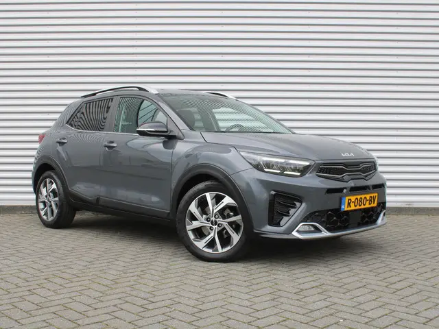 Kia Stonic 1.0 T-GDi MHEV GT-PlusLine | Schuifdak | Stuur-/stoelverwarming | Cruise adapt. | Camera...