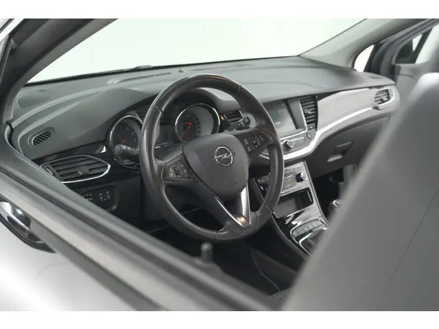 Opel Astra 1.2 Business Edition | Camera | Dodehoekdetectie | Allseason Banden | Apple Carplay